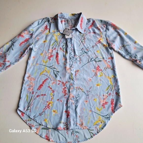 CUPIO light blue floral blouse with 3/4 sleeve‎ size M - Picture 8 of 11